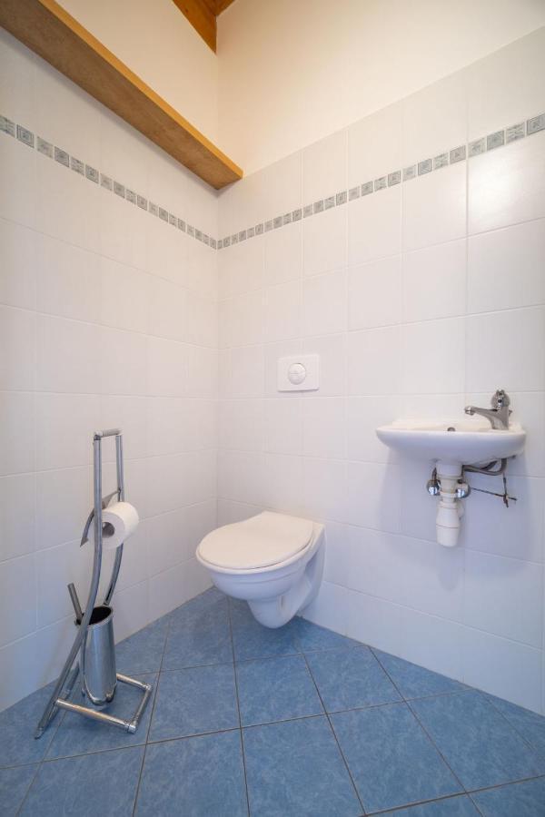 Apartment Doky D8 - Lipno Home Lipno nad Vltavou Luaran gambar